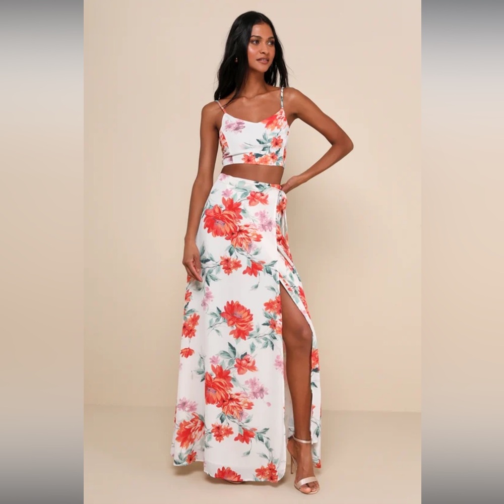 Lulu's Bloom with a View‎ White Floral Skirt Set